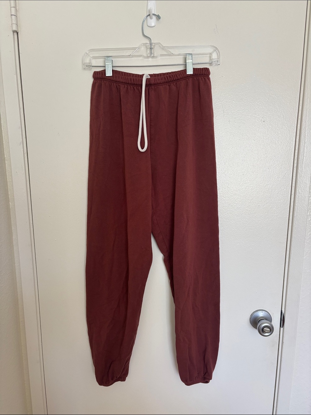 OFFLINE by Aerie Dusty Rose Sweatpants with White Drawstrings
